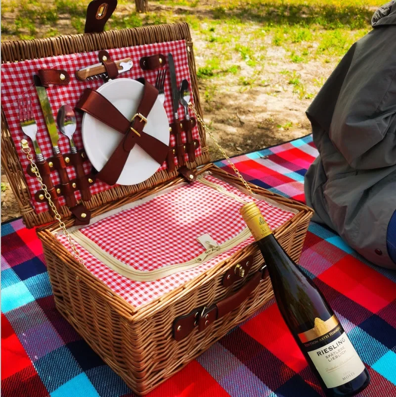 Family Outing Picnic Basket, O - Food Storage For Camping 评论和价格
