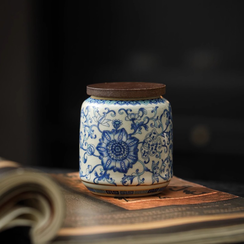Creative Blue and White Porcel - Food Storage Canister 评论和价格
